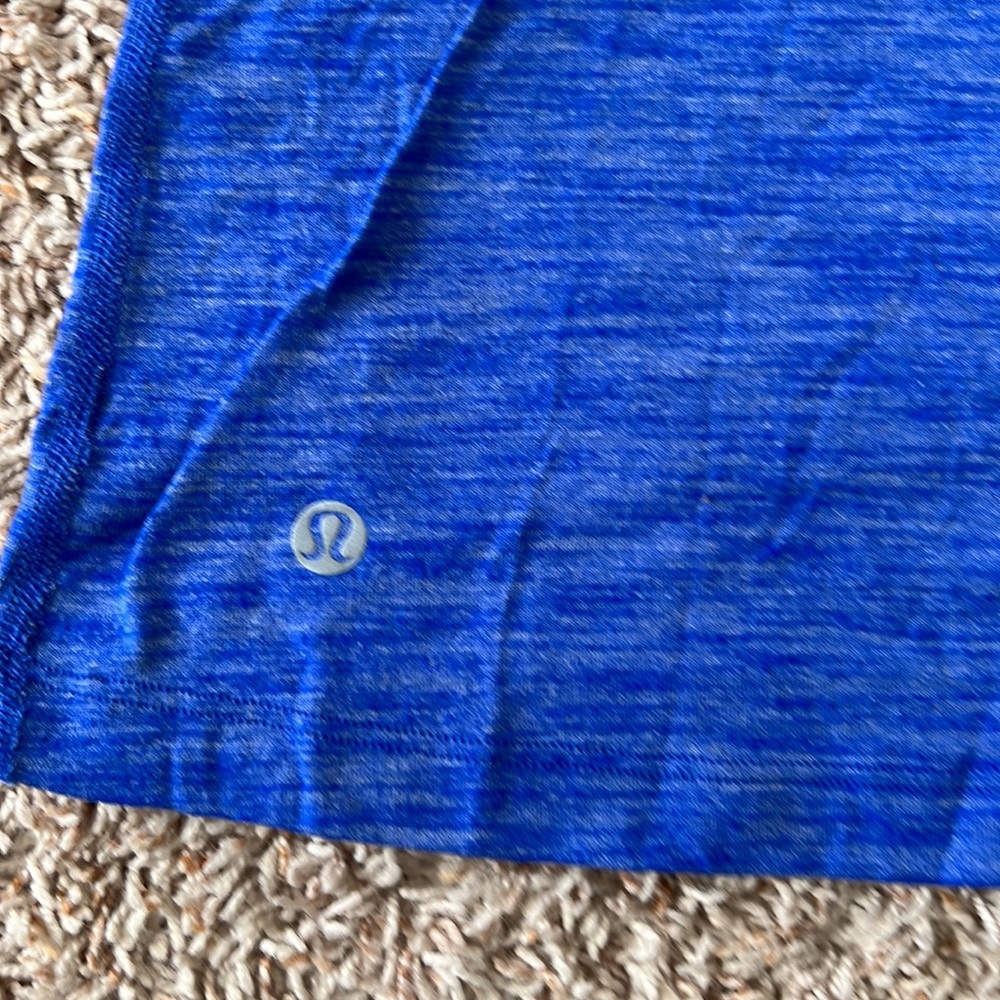 Lululemon Razorback tank - Picture 4 of 4